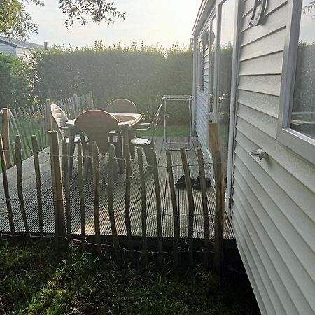 Luxueuze Stacaravan 4Pers Met Terras En Tuintje Bredene Exterior foto